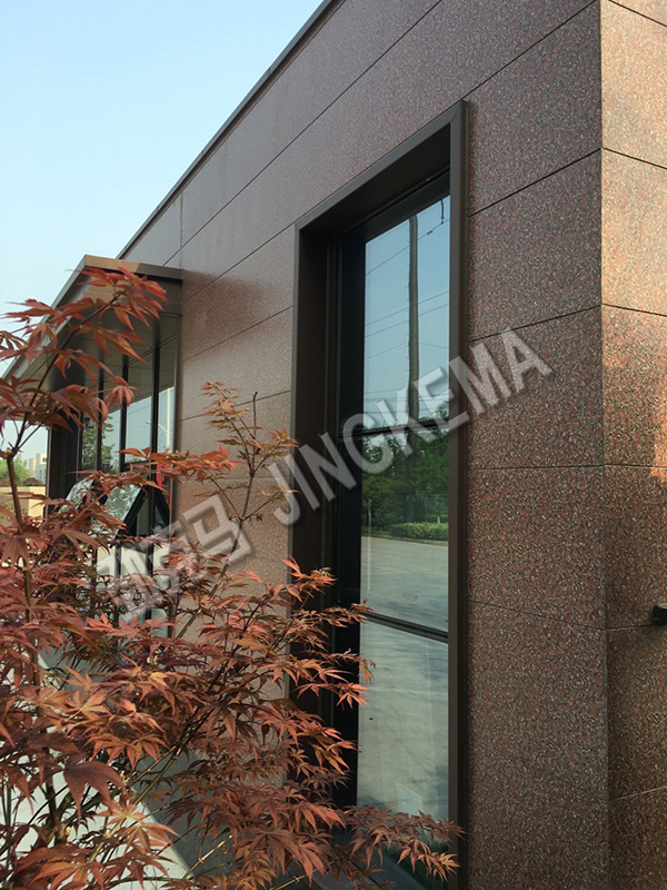 Installation effect of the guard Figure 2