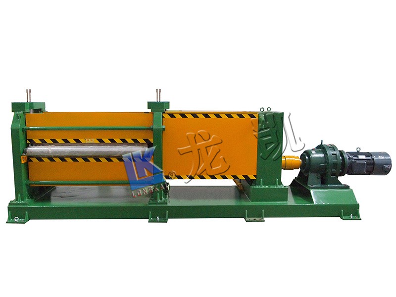 Screw-type universal joint embossing machine