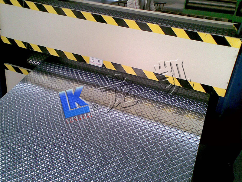 2mm Double-thick steel plate quadrangular embossing